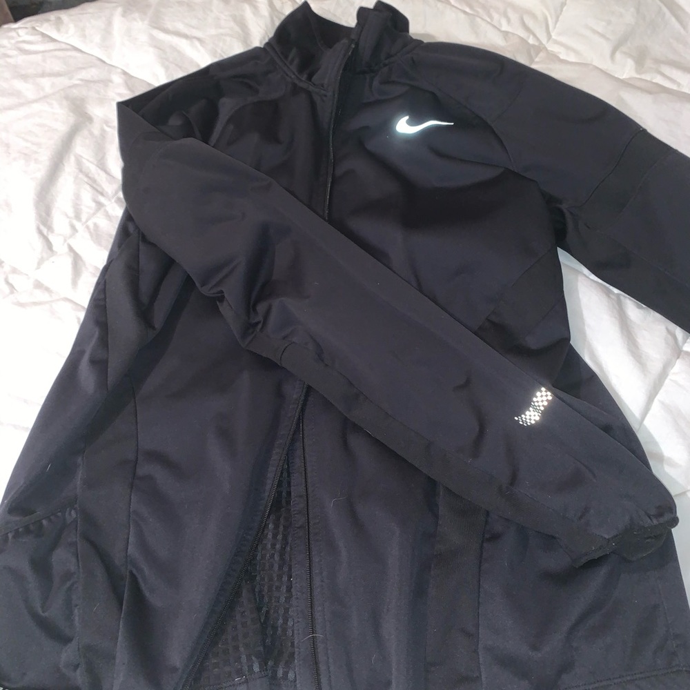 Nike dri fit jacket